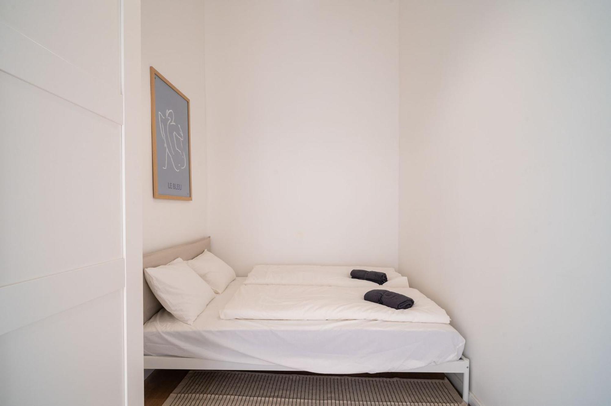 Two Amazing Bedrooms In The Center Apartment *